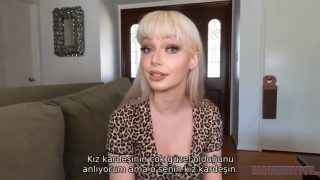 Sarışın Anne İlk Kez Erekte Olan Oğluna Sex Rehberliği Yapıyor